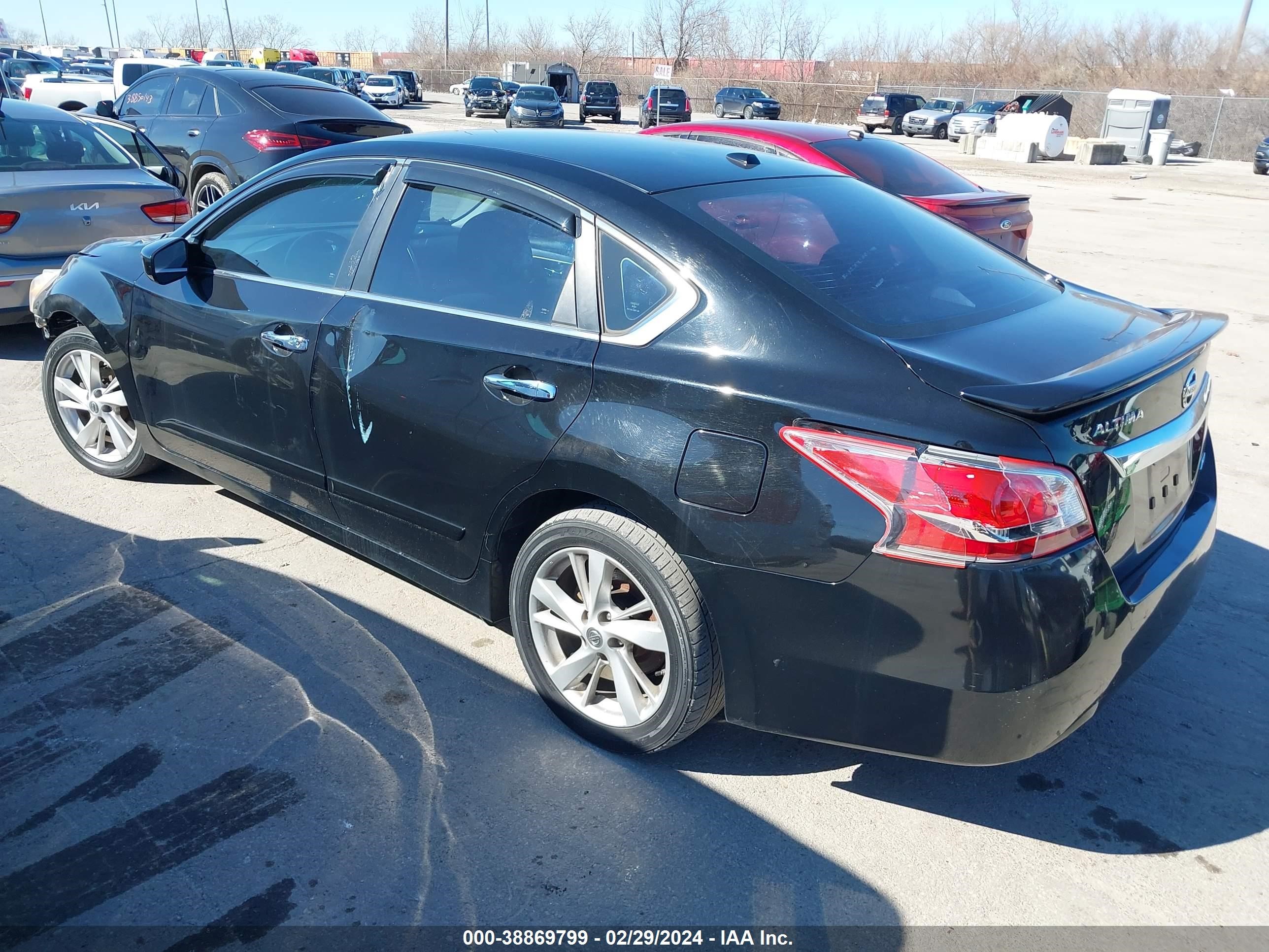 Photo 2 VIN: 1N4AL3AP3DC165432 - NISSAN ALTIMA 