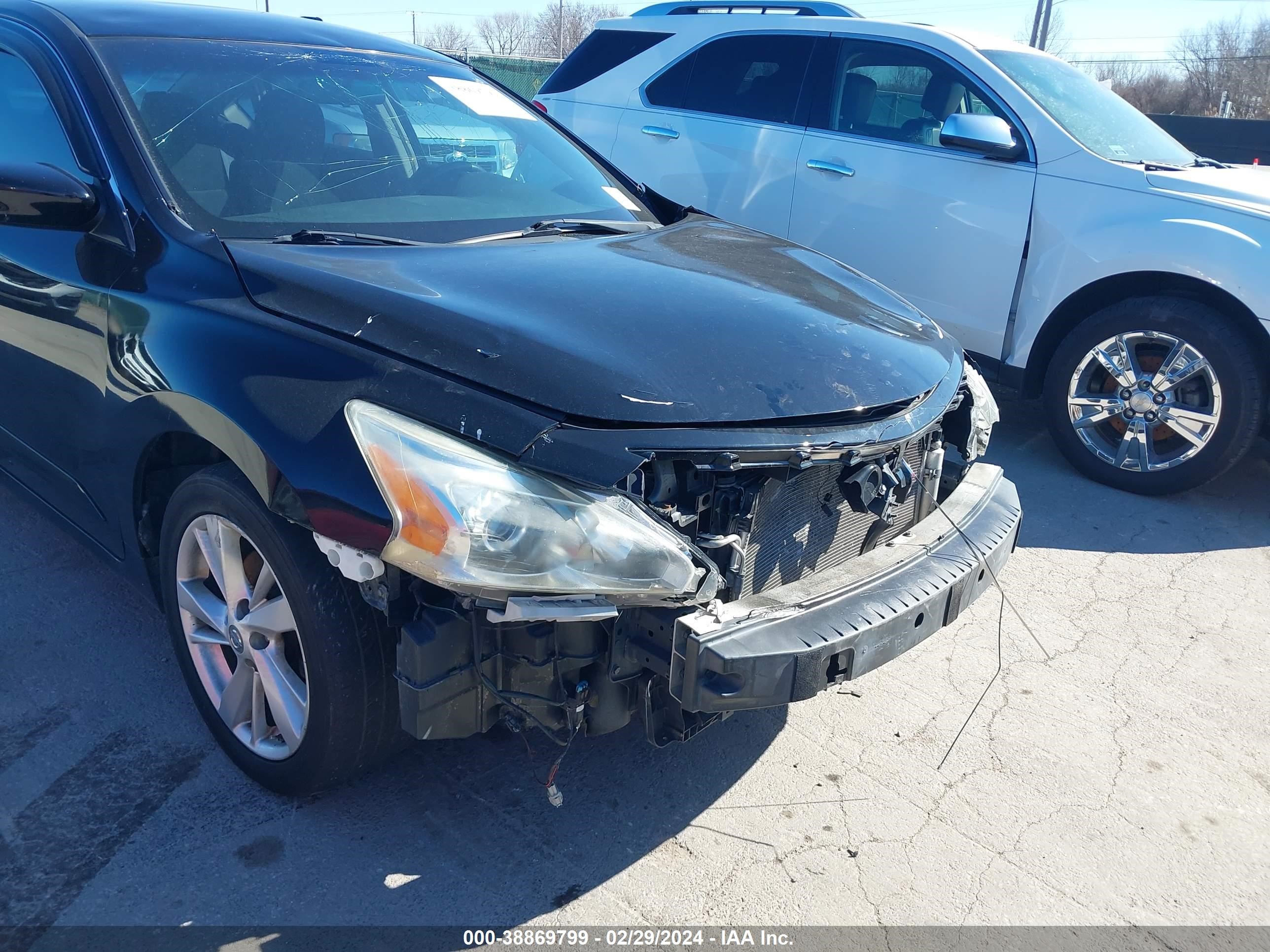 Photo 5 VIN: 1N4AL3AP3DC165432 - NISSAN ALTIMA 