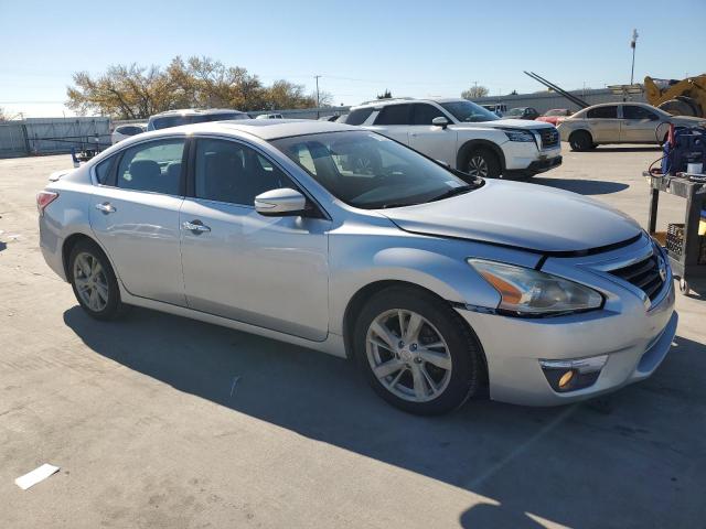 Photo 3 VIN: 1N4AL3AP3DC166273 - NISSAN ALTIMA 