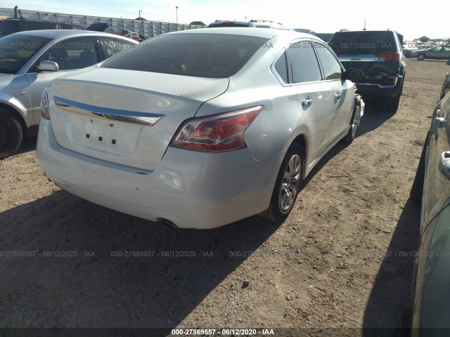 Photo 3 VIN: 1N4AL3AP3DC247127 - NISSAN ALTIMA 