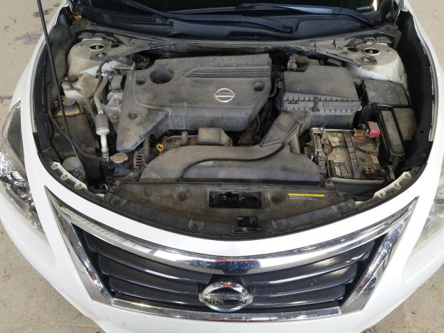 Photo 6 VIN: 1N4AL3AP3DN557850 - NISSAN ALTIMA 