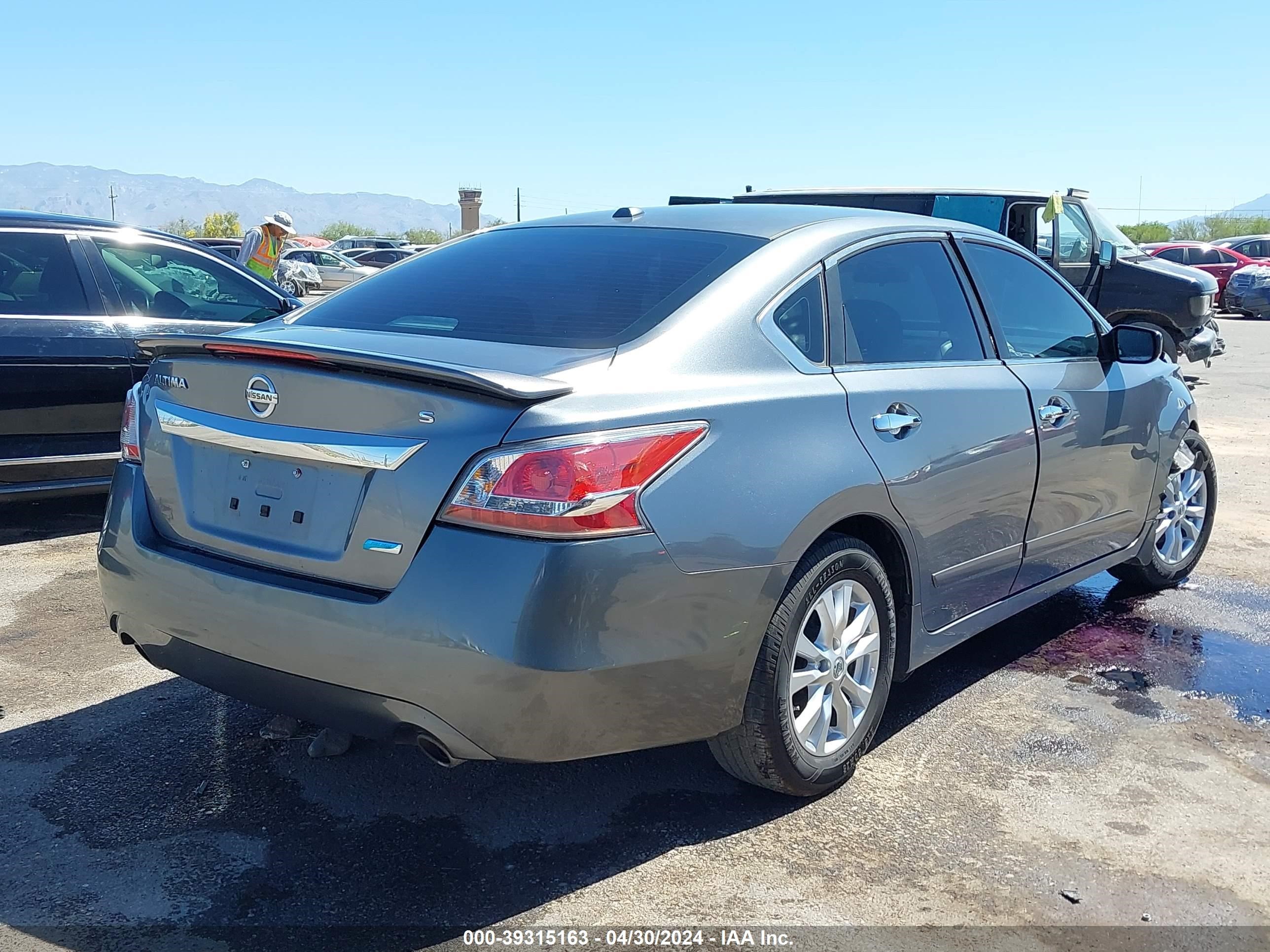 Photo 3 VIN: 1N4AL3AP3EC294708 - NISSAN ALTIMA 