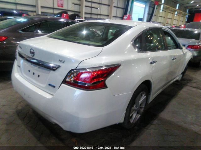 Photo 3 VIN: 1N4AL3AP3EN214019 - NISSAN ALTIMA 