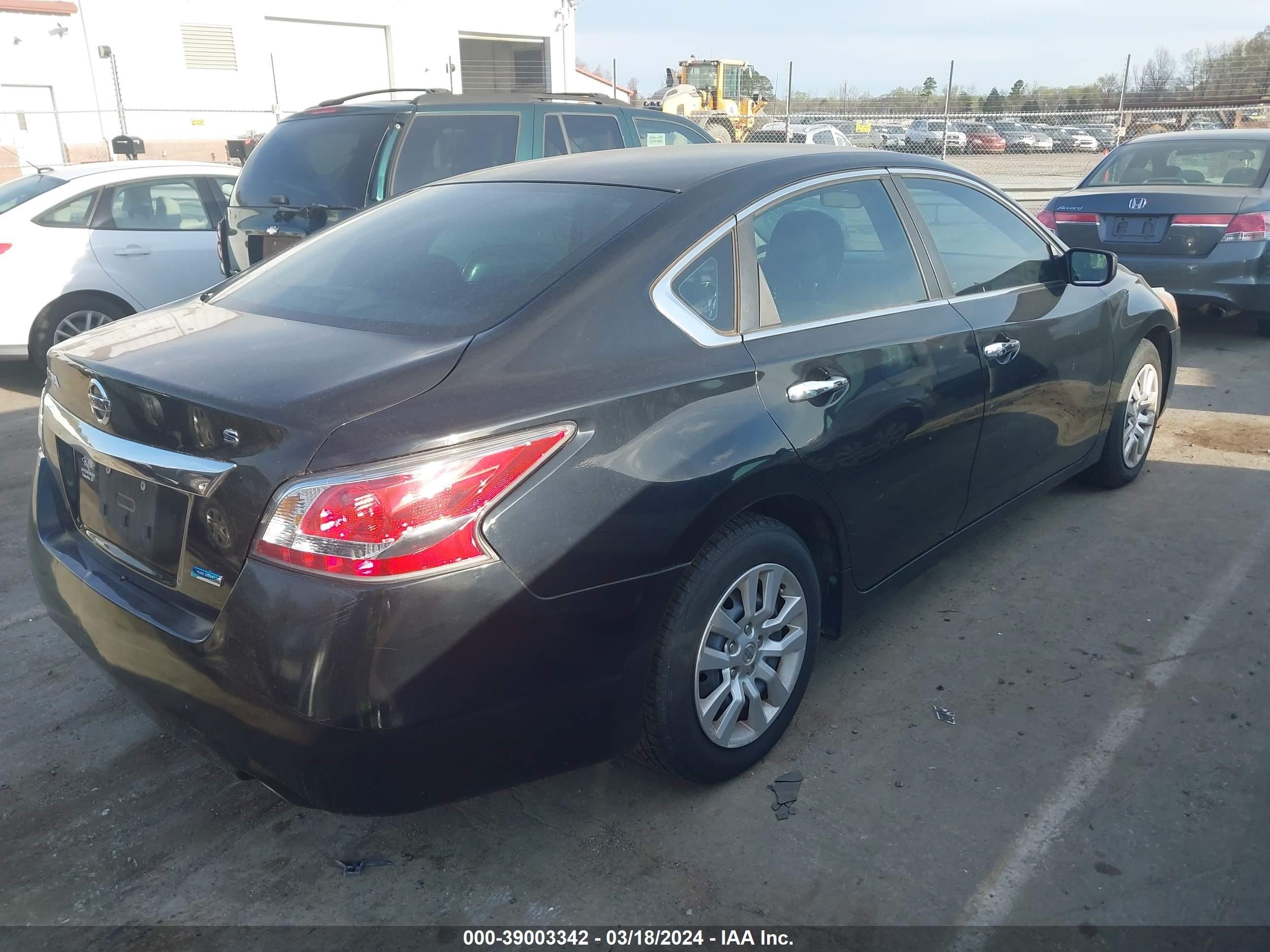 Photo 3 VIN: 1N4AL3AP3EN382419 - NISSAN ALTIMA 