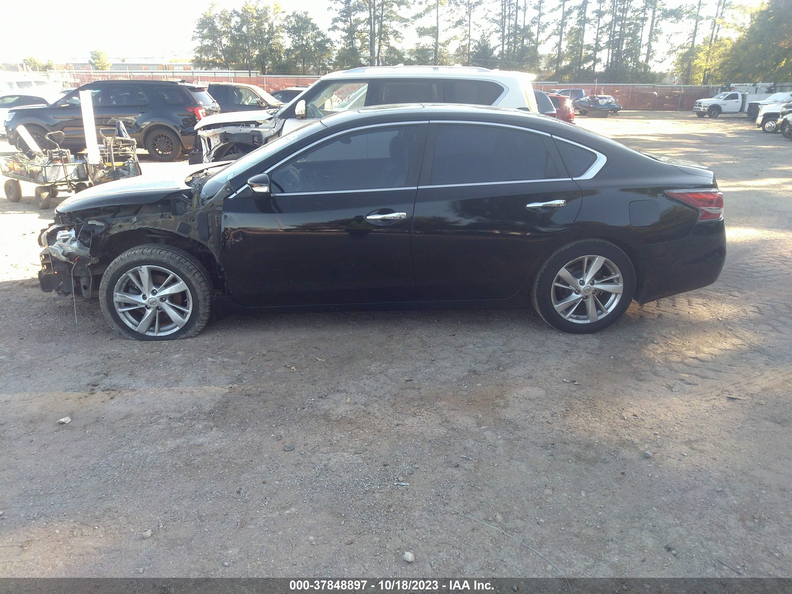 Photo 14 VIN: 1N4AL3AP3FC126889 - NISSAN ALTIMA 