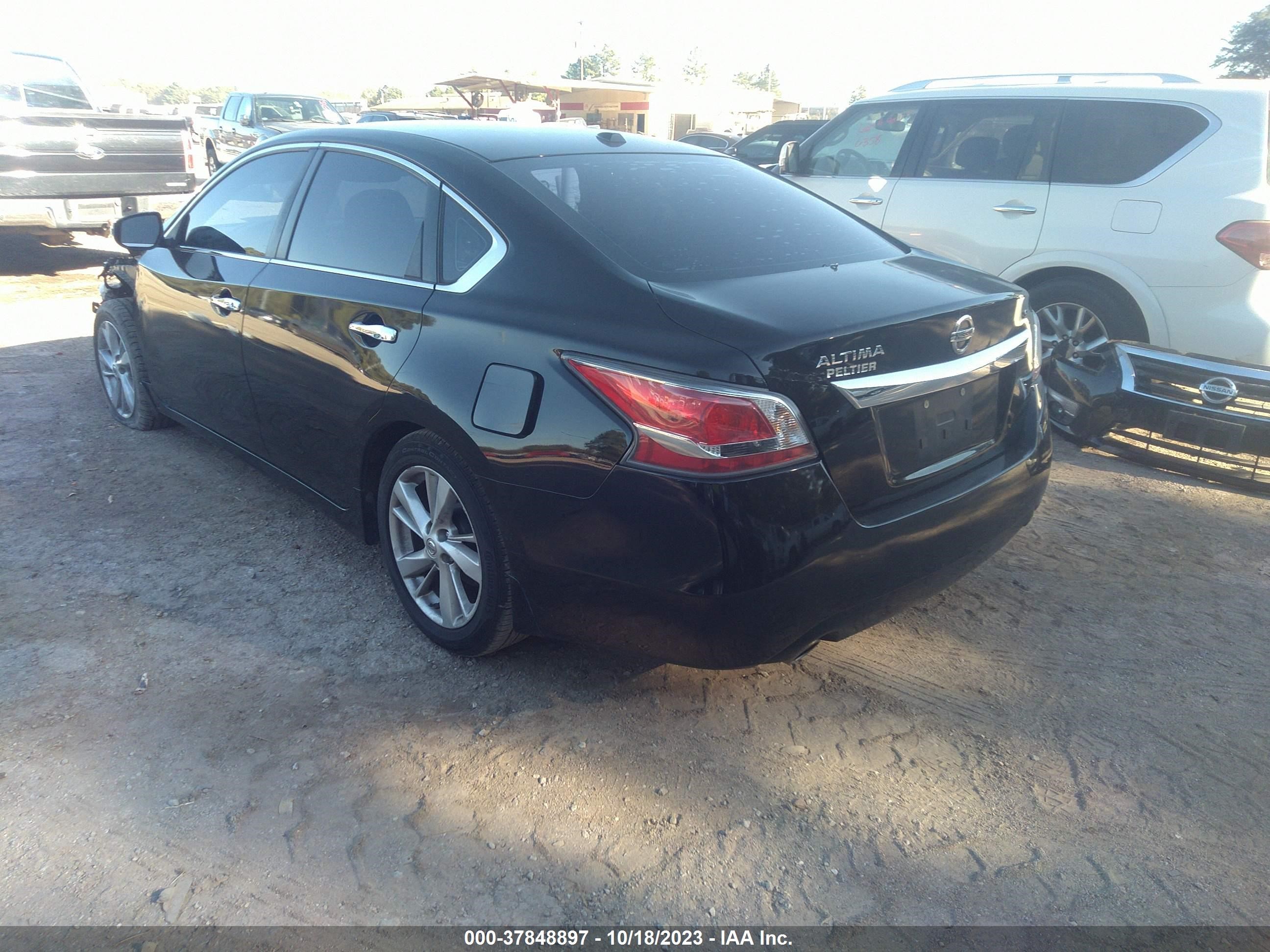 Photo 2 VIN: 1N4AL3AP3FC126889 - NISSAN ALTIMA 