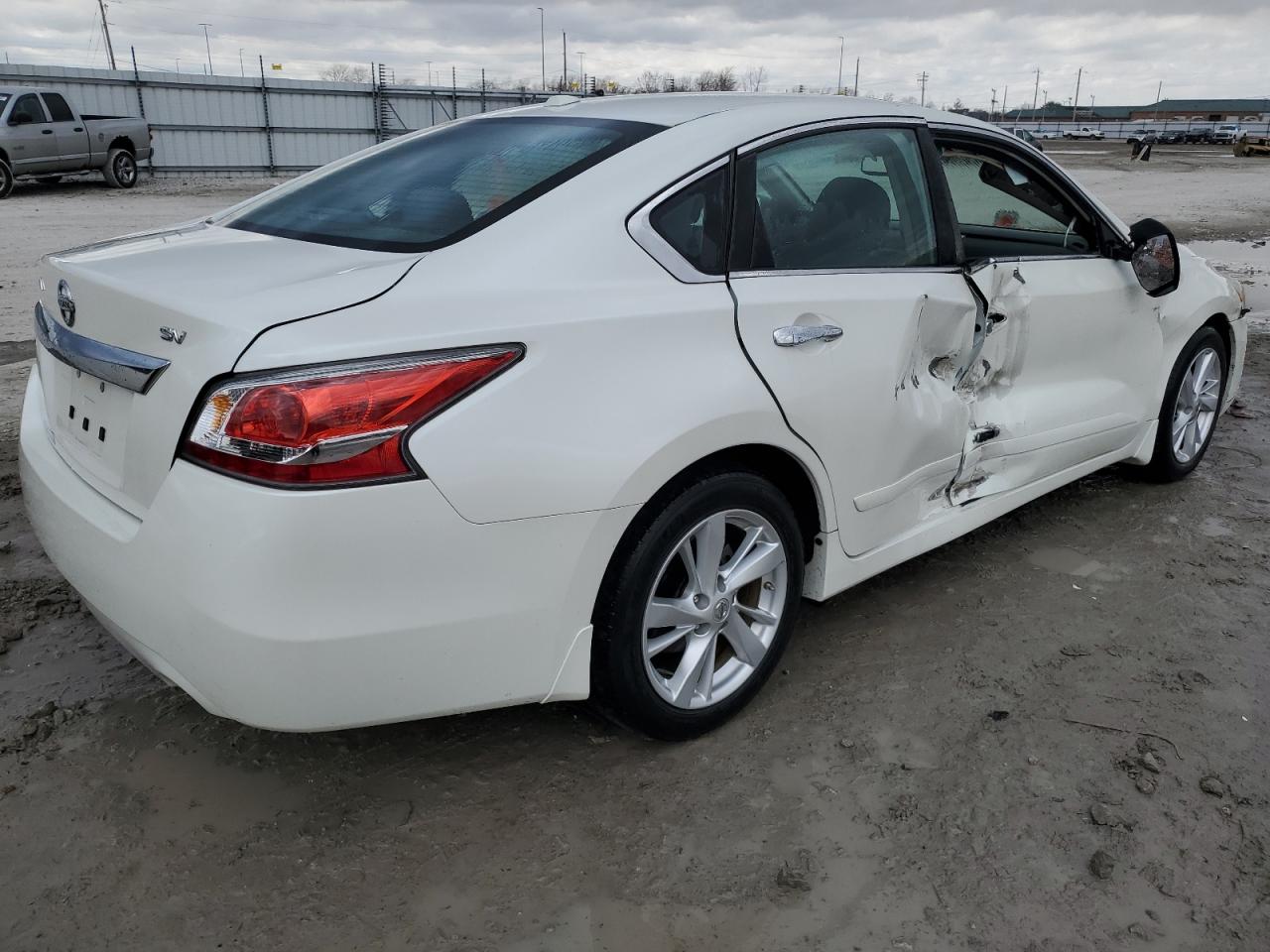 Photo 2 VIN: 1N4AL3AP3FC177552 - NISSAN ALTIMA 