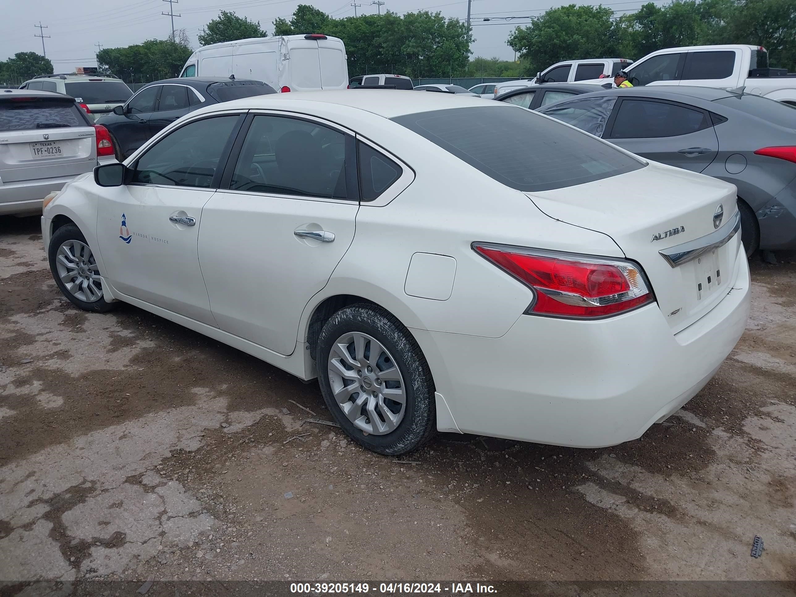 Photo 2 VIN: 1N4AL3AP3FC191368 - NISSAN ALTIMA 