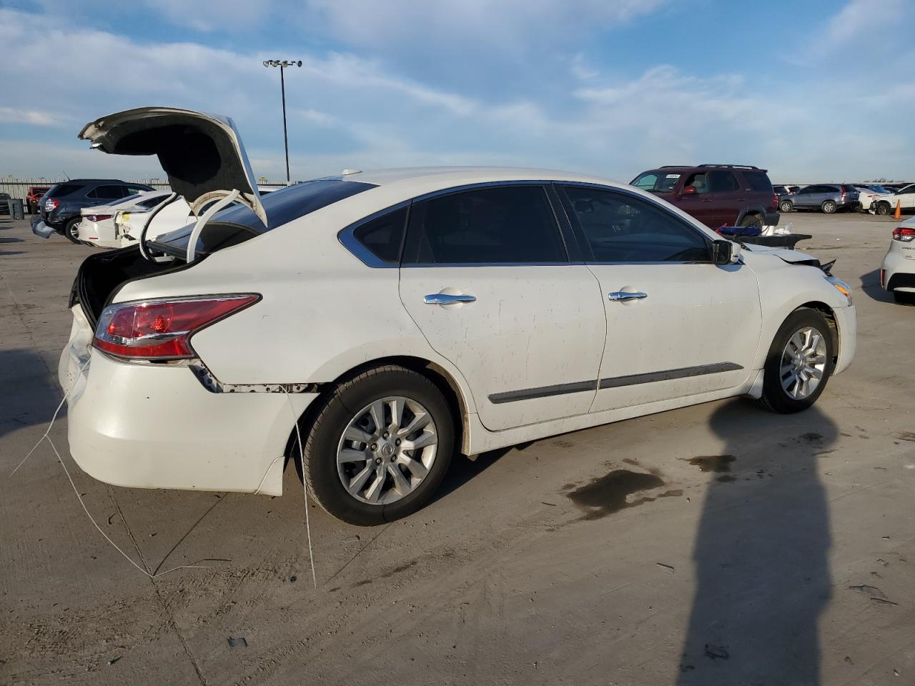 Photo 2 VIN: 1N4AL3AP3FC202742 - NISSAN ALTIMA 