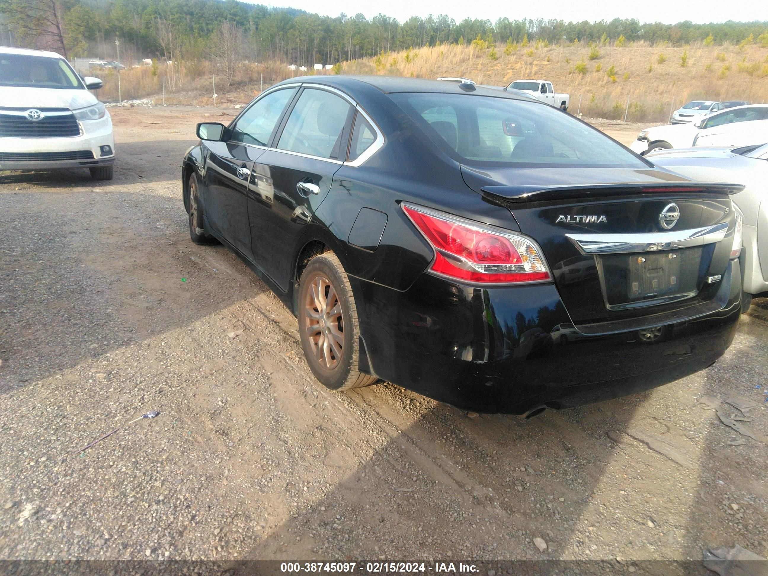 Photo 2 VIN: 1N4AL3AP3FC476457 - NISSAN ALTIMA 