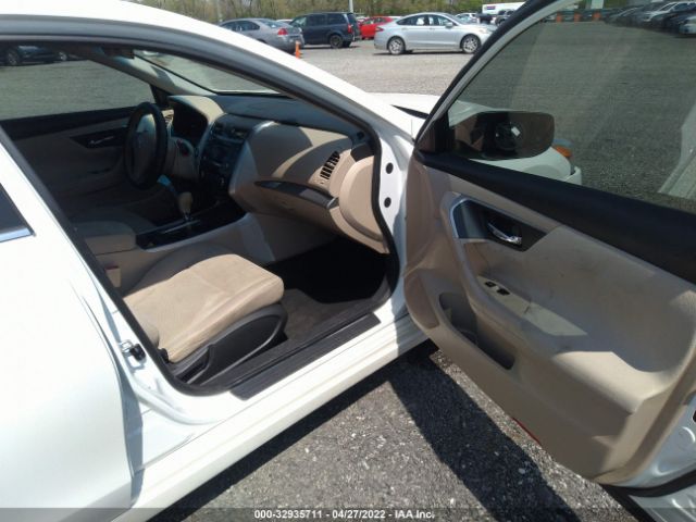 Photo 4 VIN: 1N4AL3AP3FN301758 - NISSAN ALTIMA 