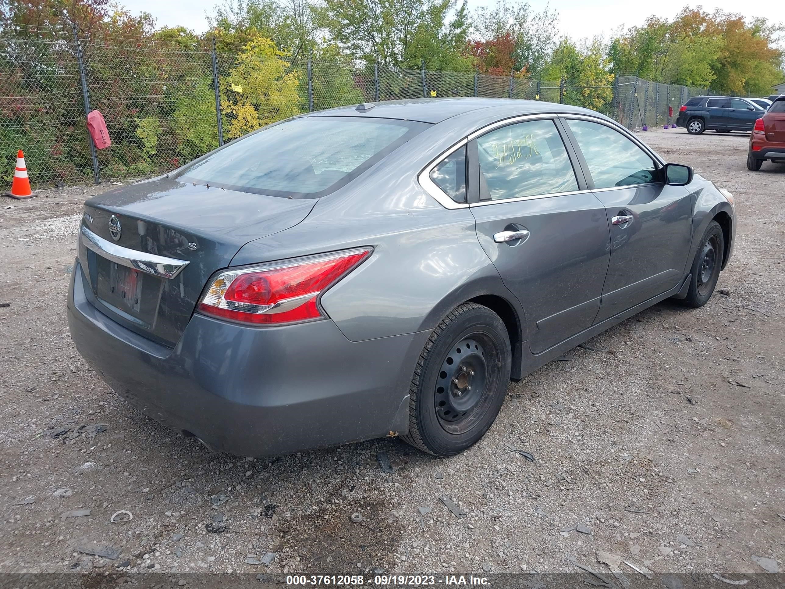 Photo 3 VIN: 1N4AL3AP3FN308919 - NISSAN ALTIMA 