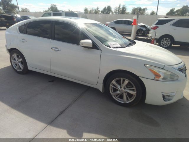 Photo 0 VIN: 1N4AL3AP3FN401889 - NISSAN ALTIMA 