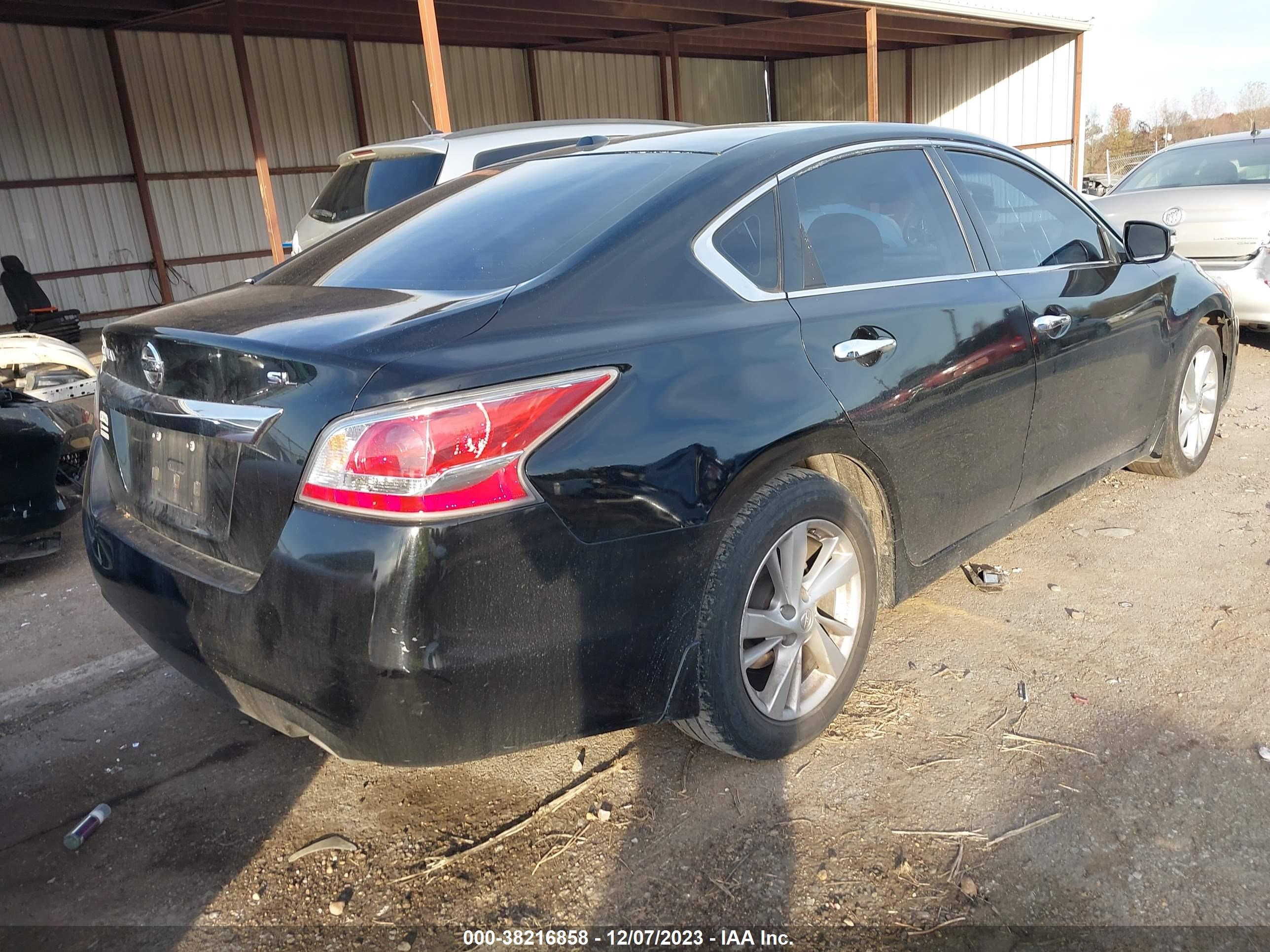 Photo 3 VIN: 1N4AL3AP3FN881321 - NISSAN ALTIMA 