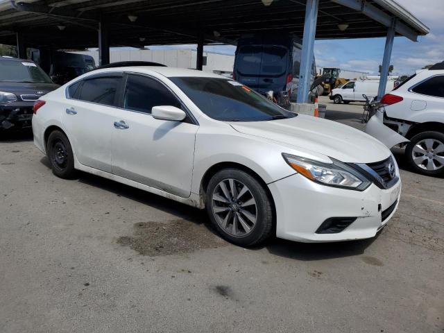 Photo 3 VIN: 1N4AL3AP3GC131558 - NISSAN ALTIMA 