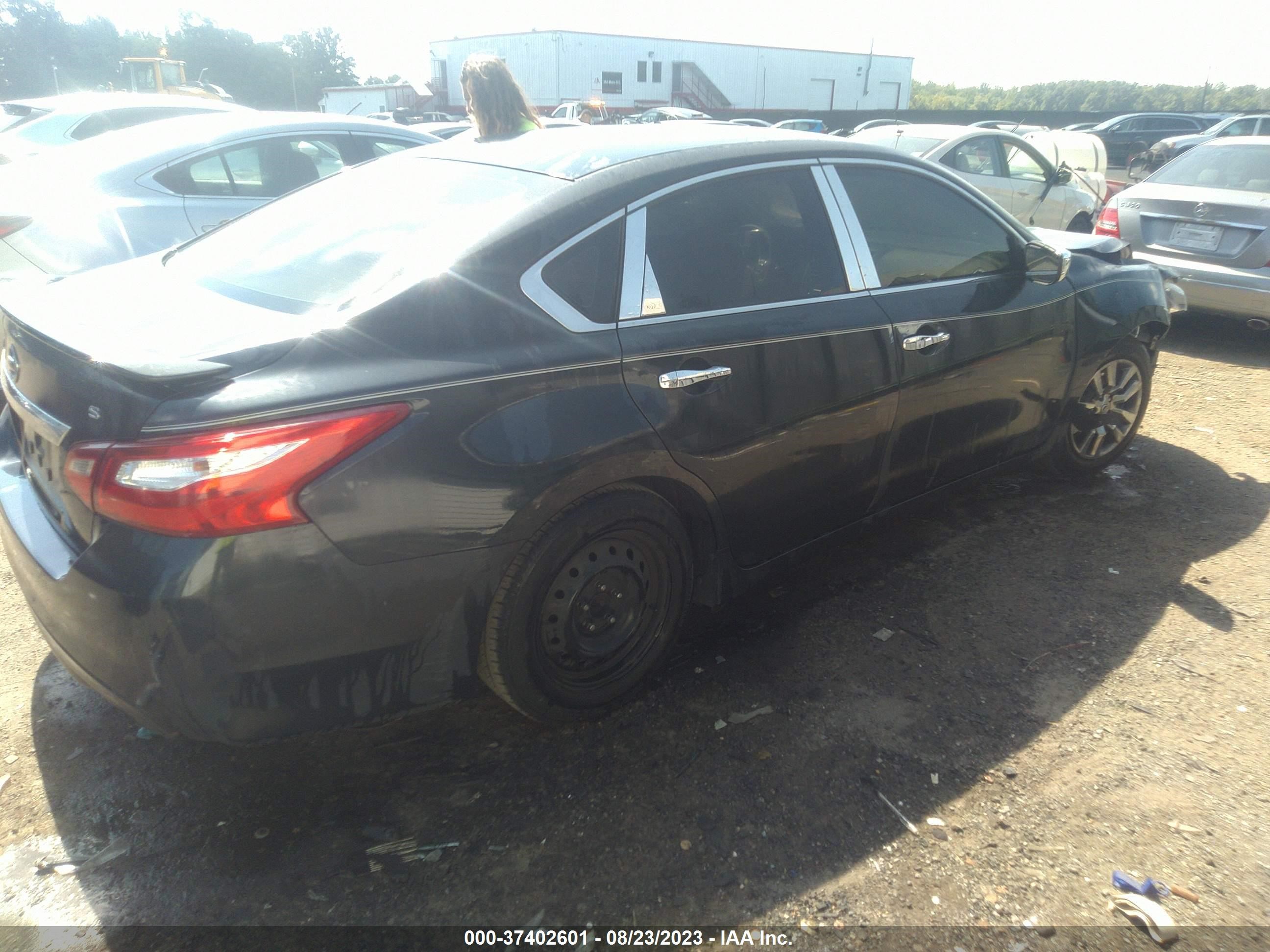 Photo 3 VIN: 1N4AL3AP3GC161238 - NISSAN ALTIMA 