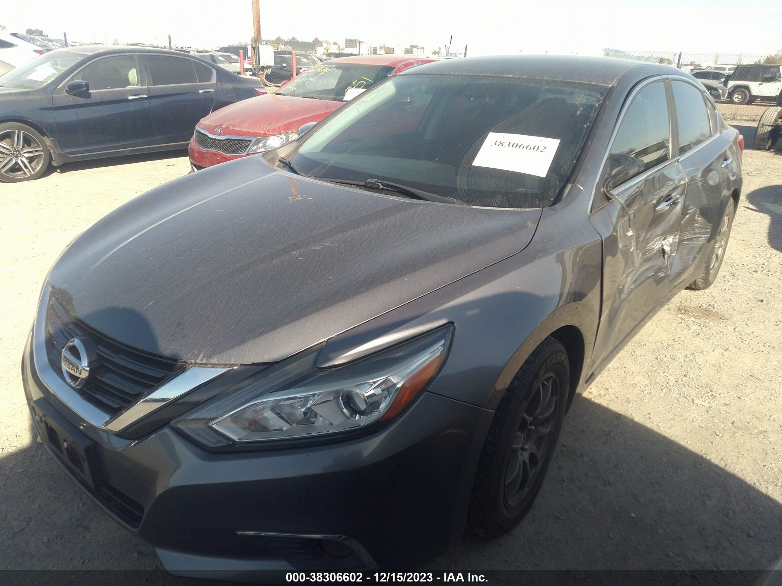 Photo 1 VIN: 1N4AL3AP3GC185068 - NISSAN ALTIMA 