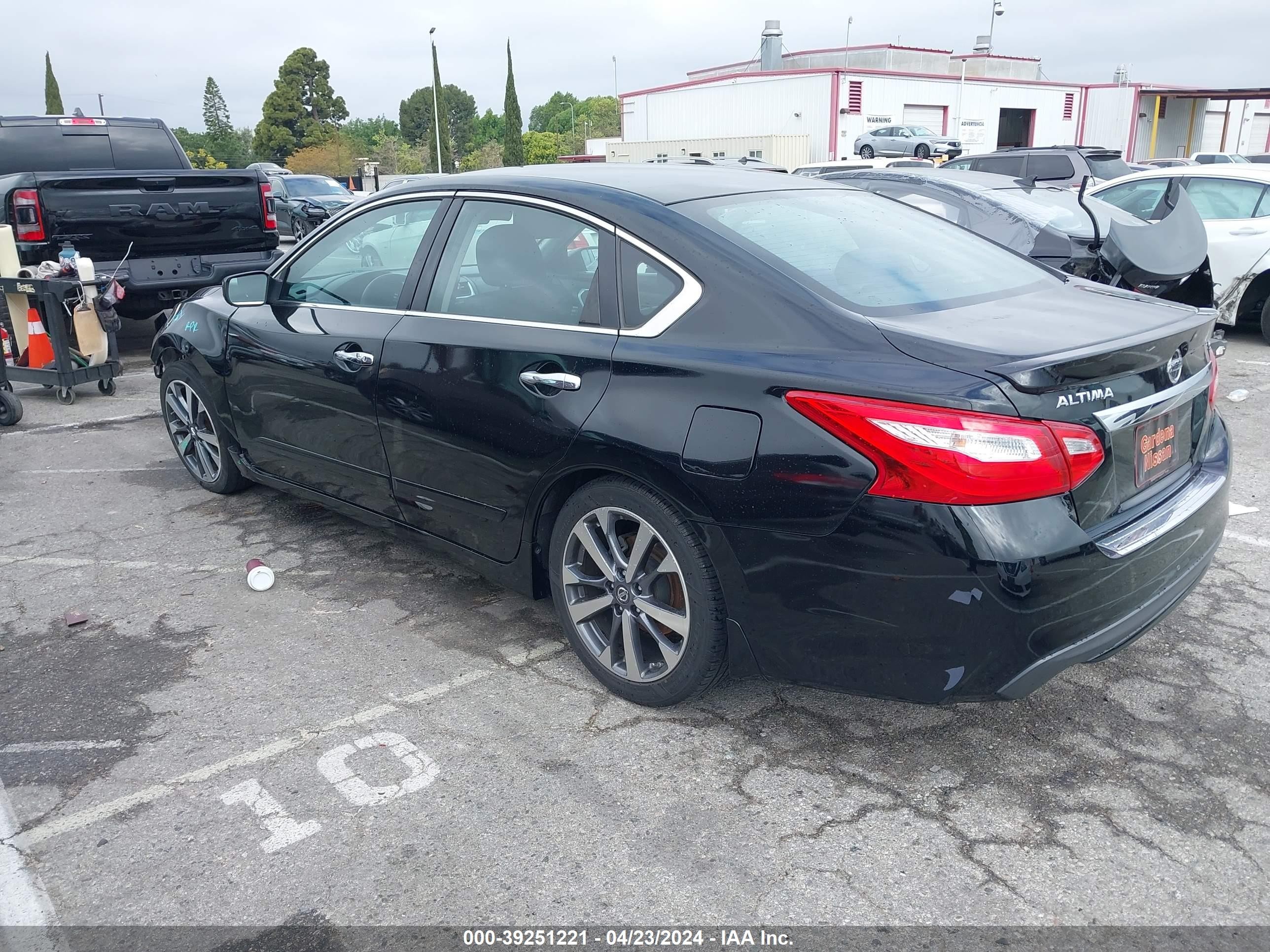 Photo 2 VIN: 1N4AL3AP3GC208705 - NISSAN ALTIMA 