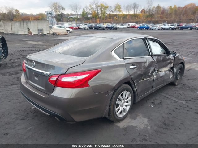 Photo 3 VIN: 1N4AL3AP3GC241834 - NISSAN ALTIMA 