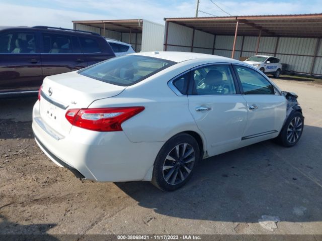 Photo 3 VIN: 1N4AL3AP3GC242711 - NISSAN ALTIMA 