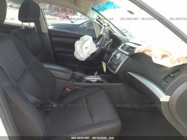 Photo 4 VIN: 1N4AL3AP3GC263882 - NISSAN ALTIMA 