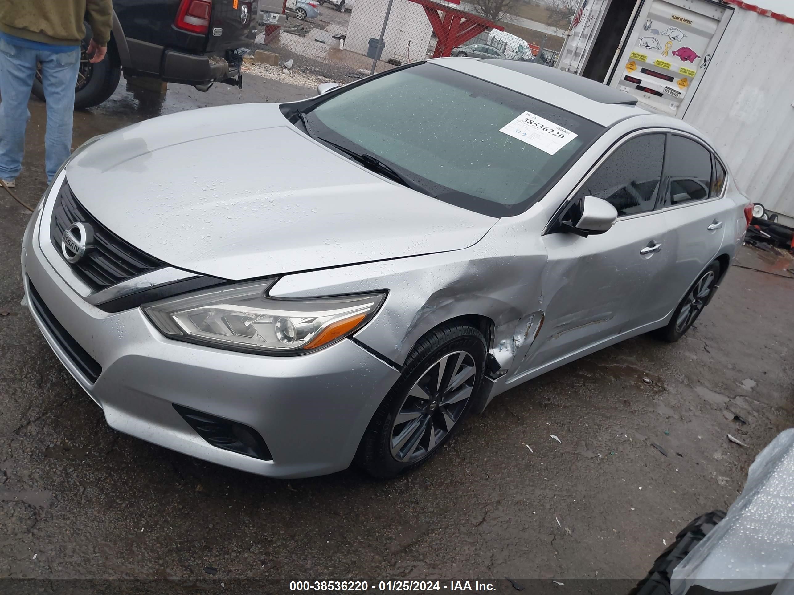 Photo 1 VIN: 1N4AL3AP3GC268600 - NISSAN ALTIMA 