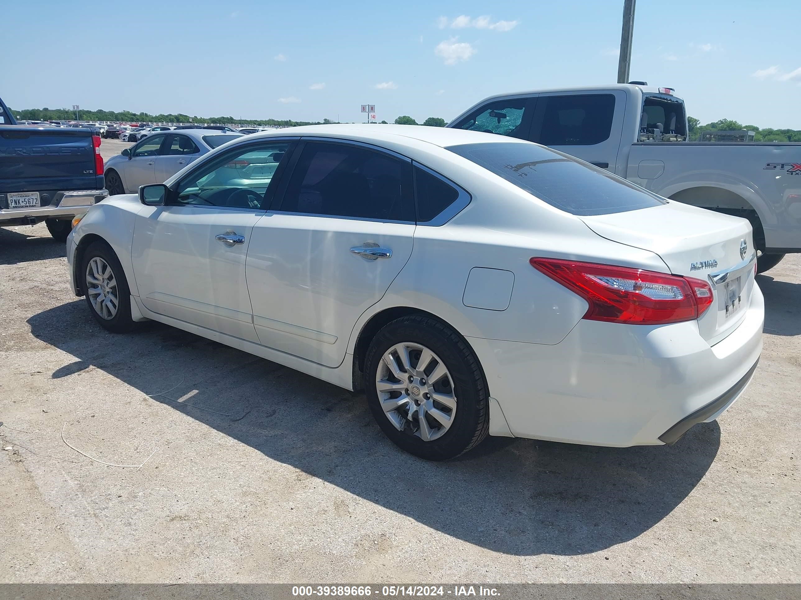 Photo 2 VIN: 1N4AL3AP3GN317489 - NISSAN ALTIMA 