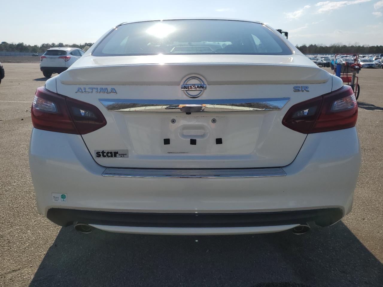 Photo 5 VIN: 1N4AL3AP3HC121453 - NISSAN ALTIMA 