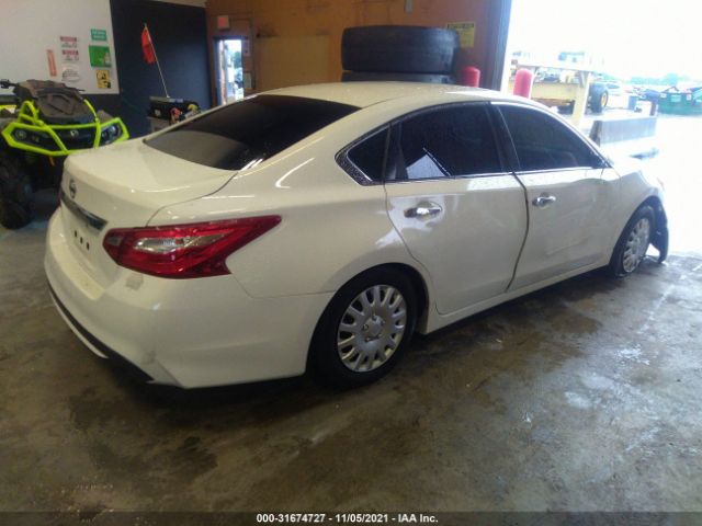 Photo 3 VIN: 1N4AL3AP3HC143243 - NISSAN ALTIMA 