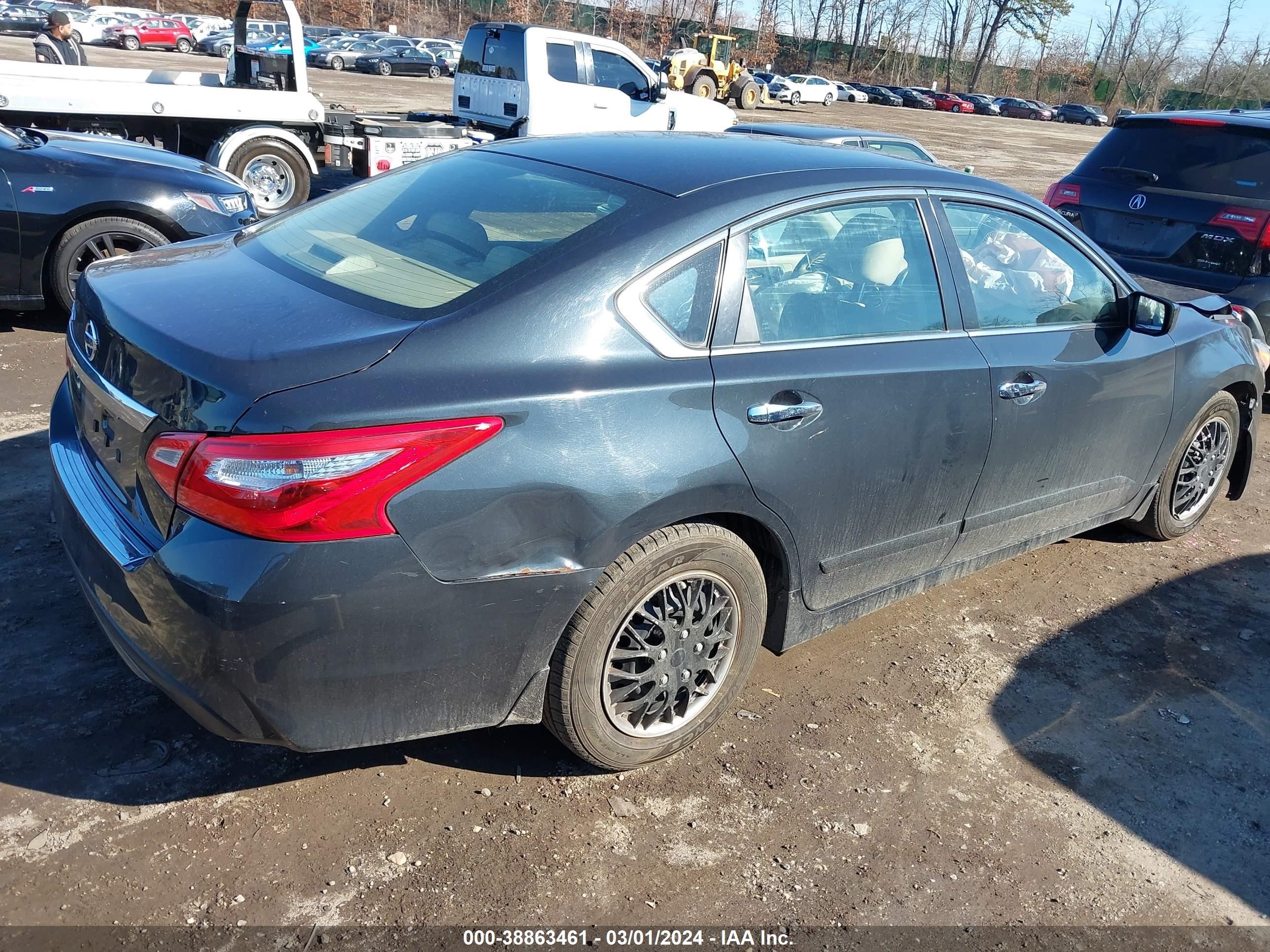 Photo 3 VIN: 1N4AL3AP3HC151777 - NISSAN ALTIMA 