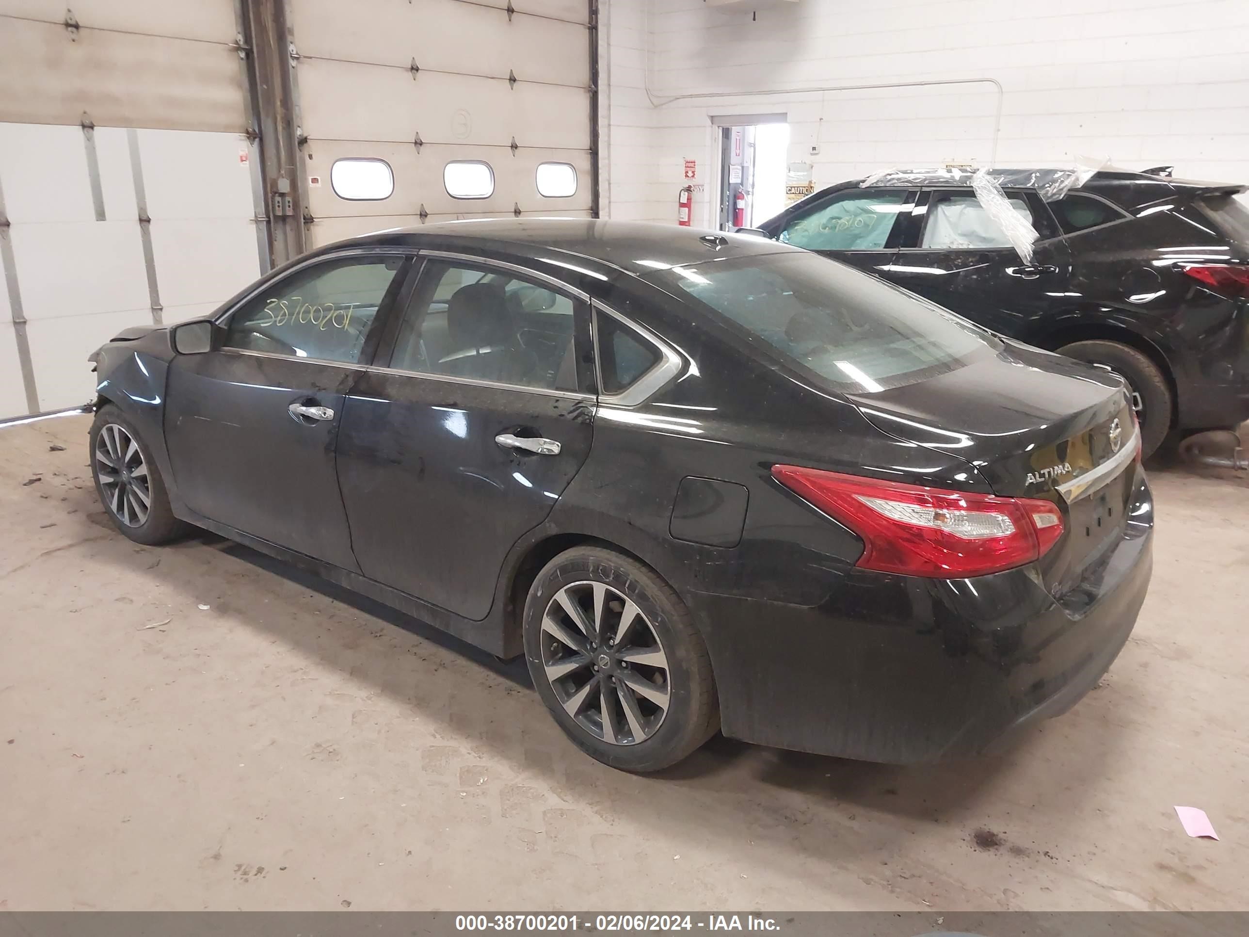 Photo 2 VIN: 1N4AL3AP3HC169874 - NISSAN ALTIMA 