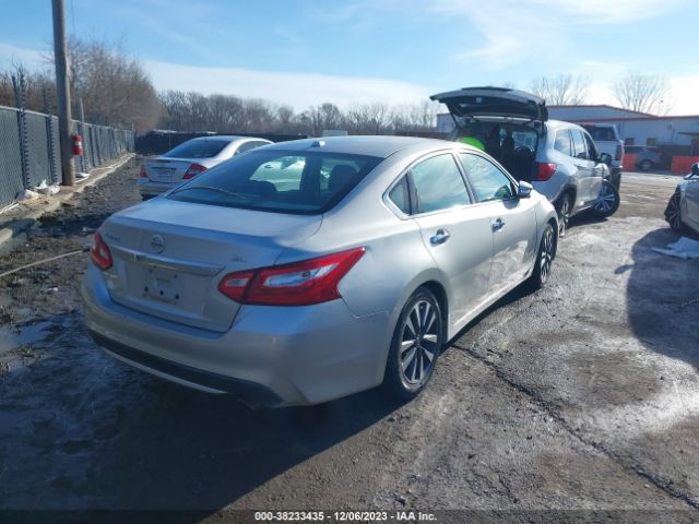 Photo 3 VIN: 1N4AL3AP3HC186450 - NISSAN ALTIMA 