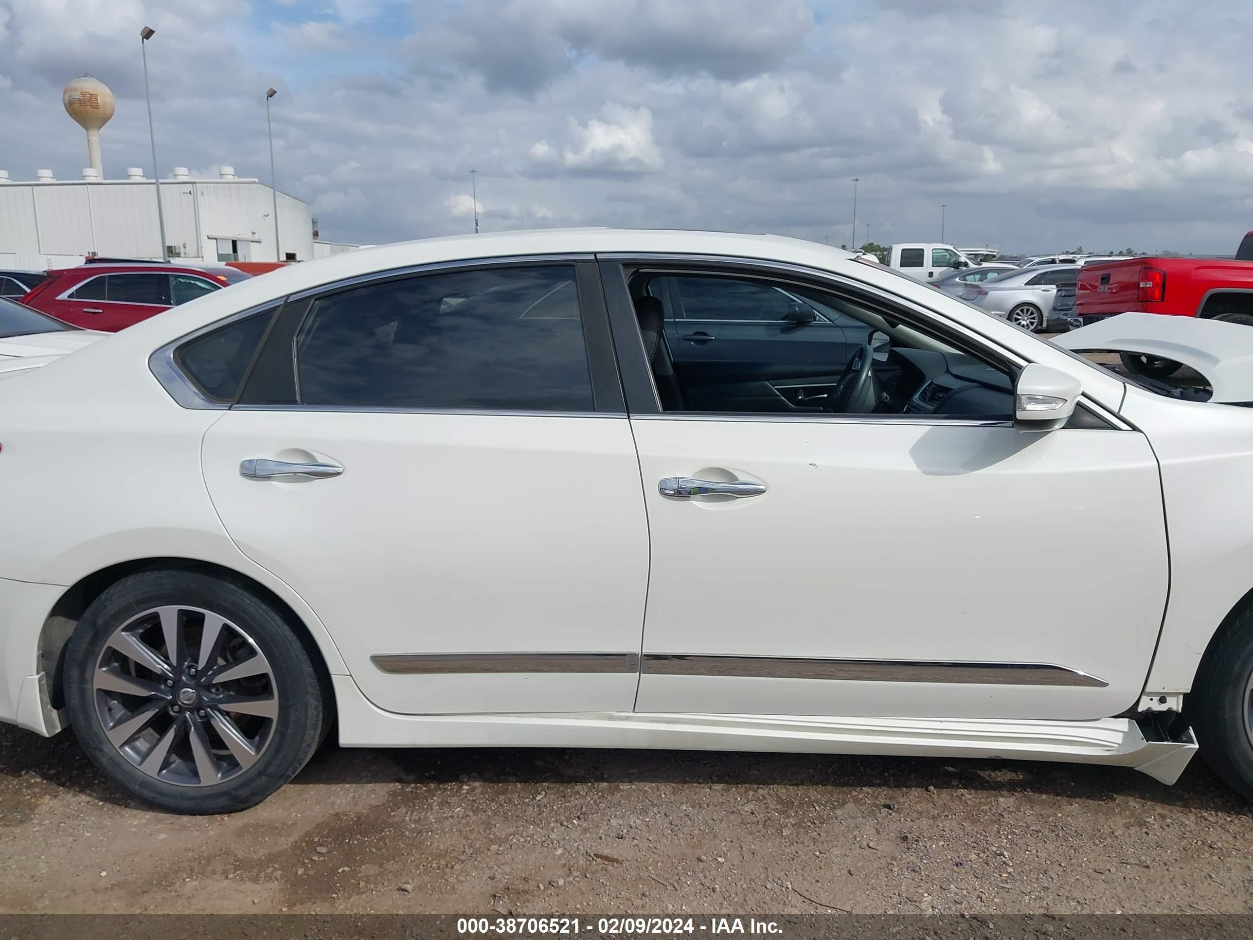 Photo 13 VIN: 1N4AL3AP3HC255119 - NISSAN ALTIMA 