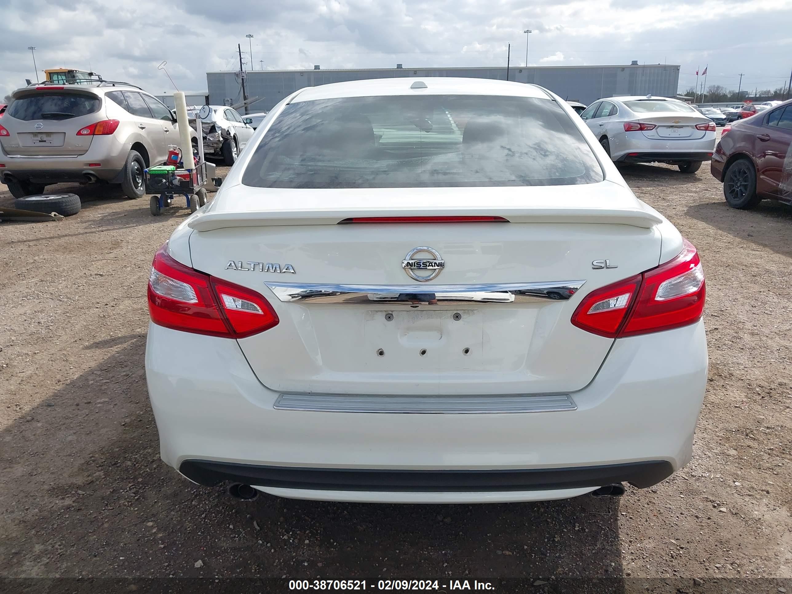 Photo 16 VIN: 1N4AL3AP3HC255119 - NISSAN ALTIMA 