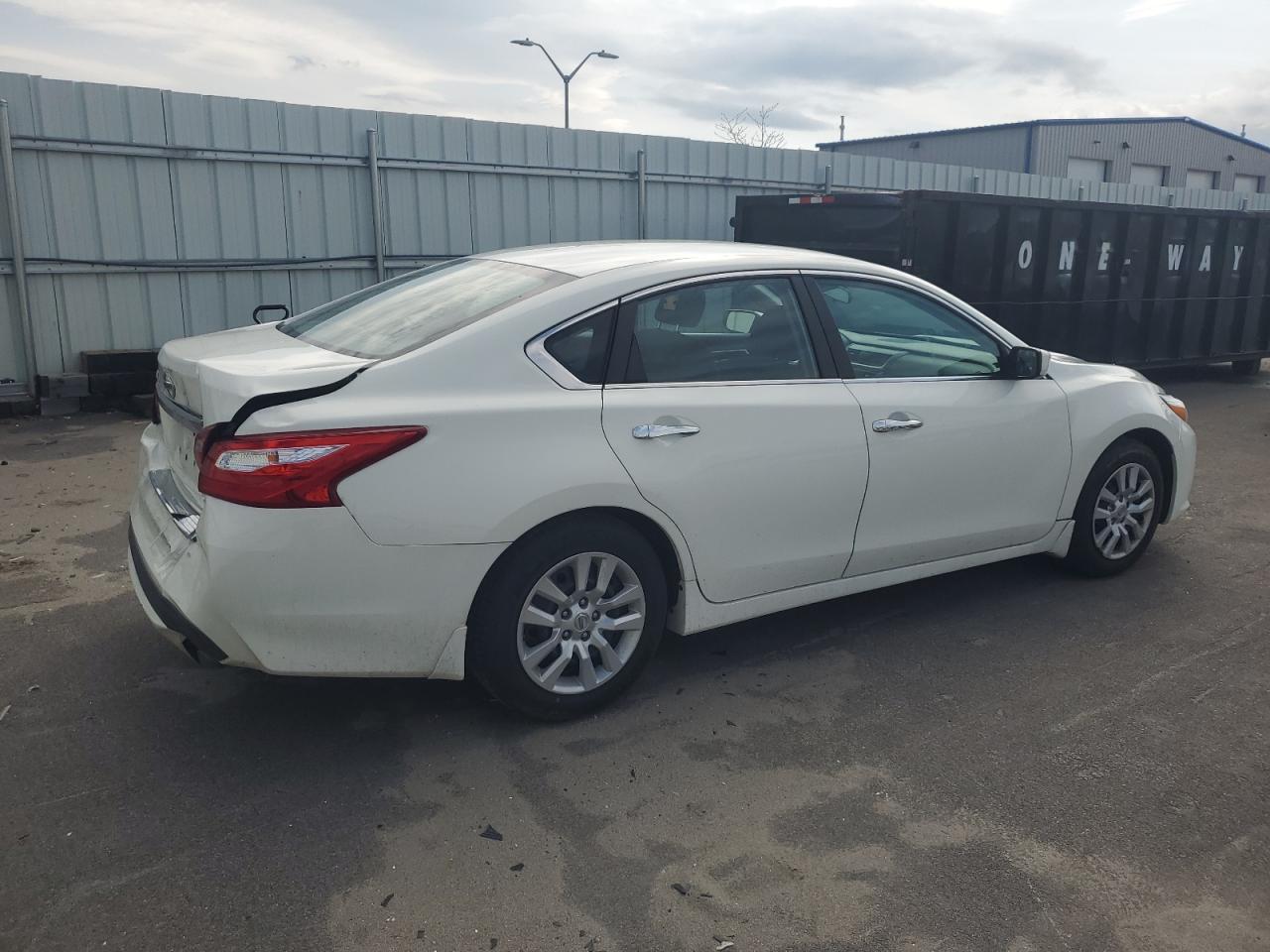 Photo 2 VIN: 1N4AL3AP3HC259929 - NISSAN ALTIMA 