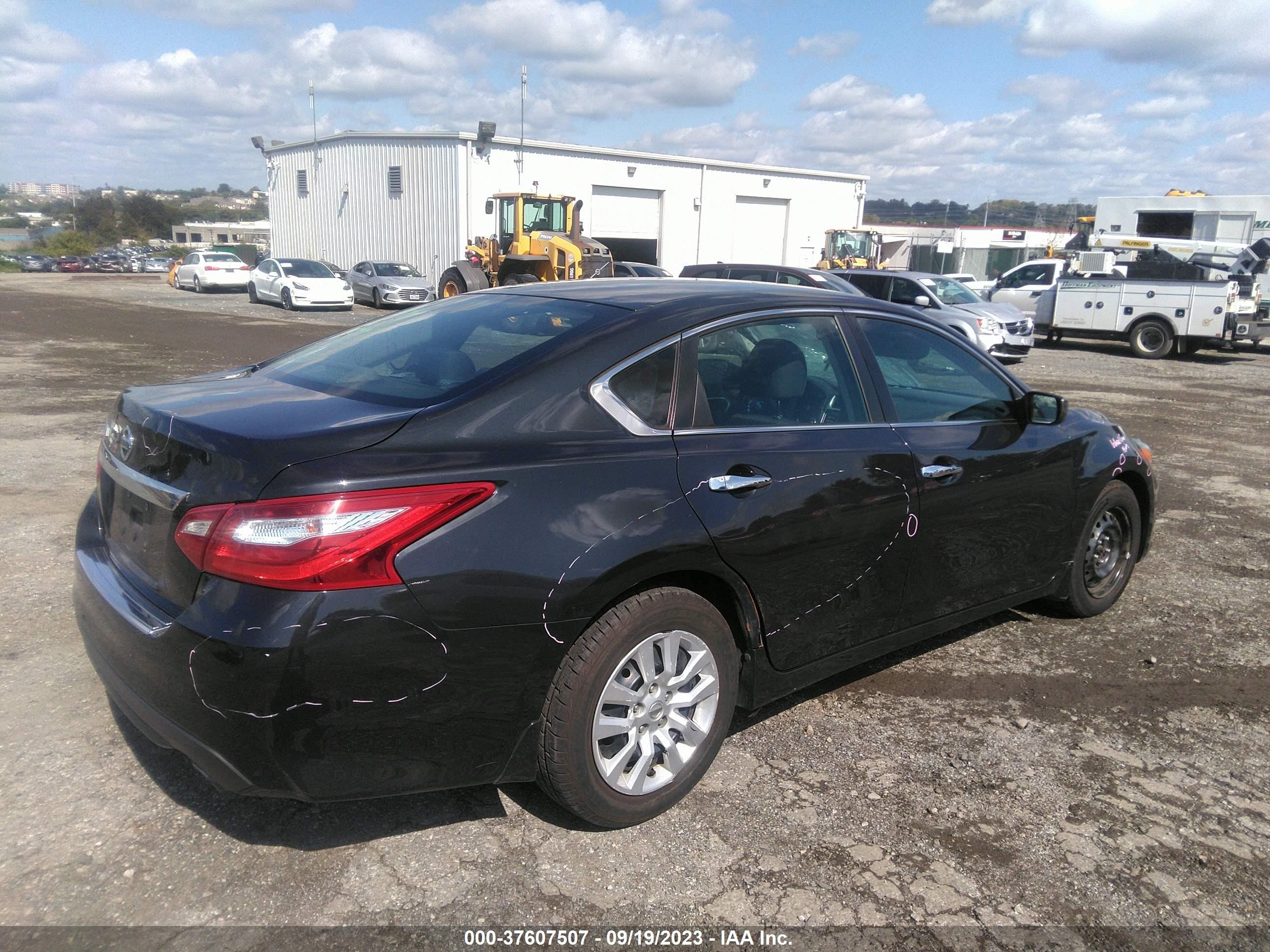 Photo 3 VIN: 1N4AL3AP3HC277315 - NISSAN ALTIMA 