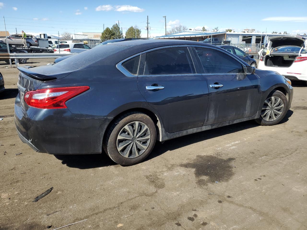 Photo 2 VIN: 1N4AL3AP3HC498896 - NISSAN ALTIMA 