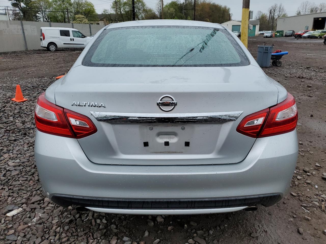 Photo 5 VIN: 1N4AL3AP3HN302668 - NISSAN ALTIMA 