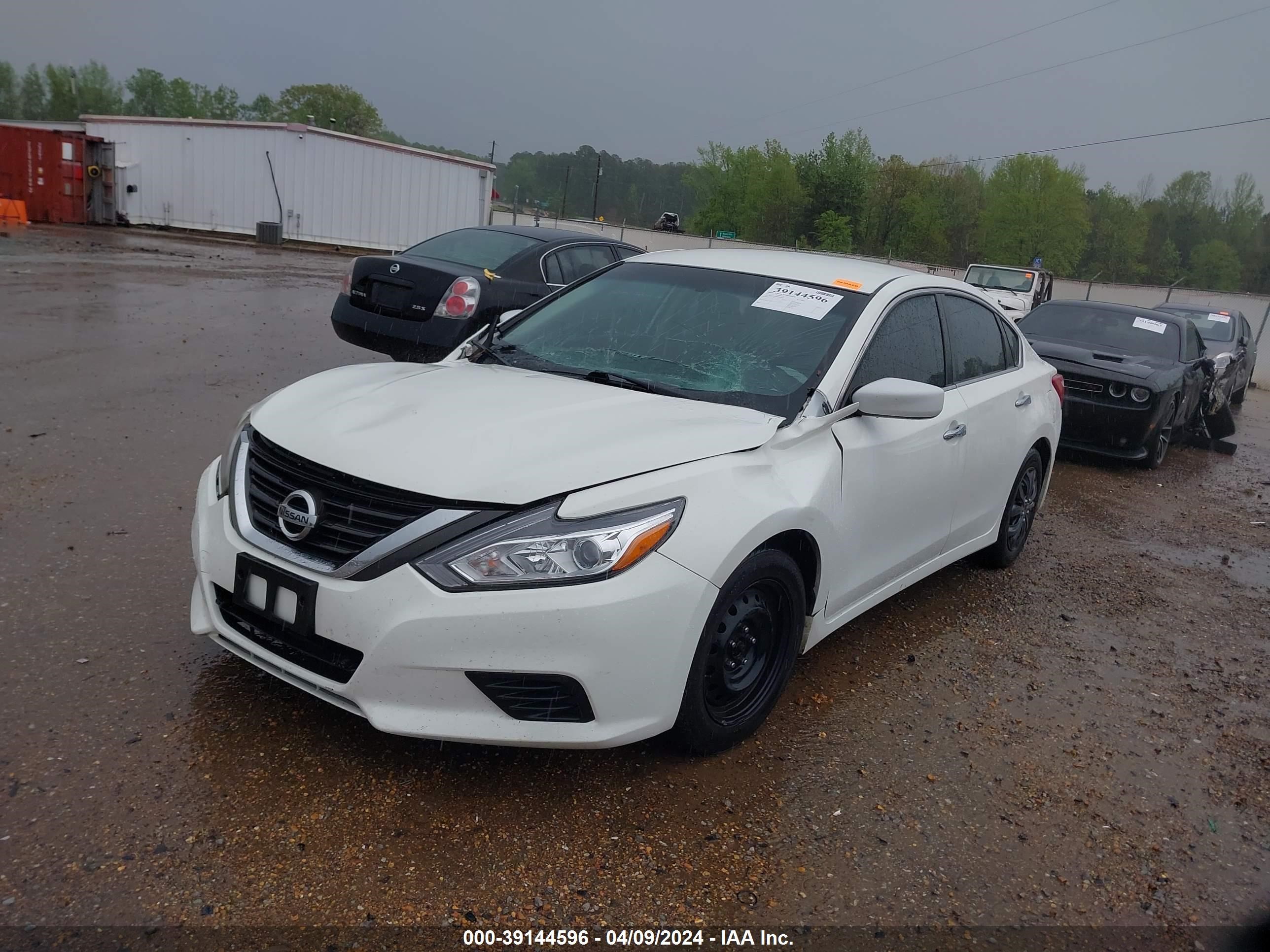 Photo 1 VIN: 1N4AL3AP3HN316960 - NISSAN ALTIMA 