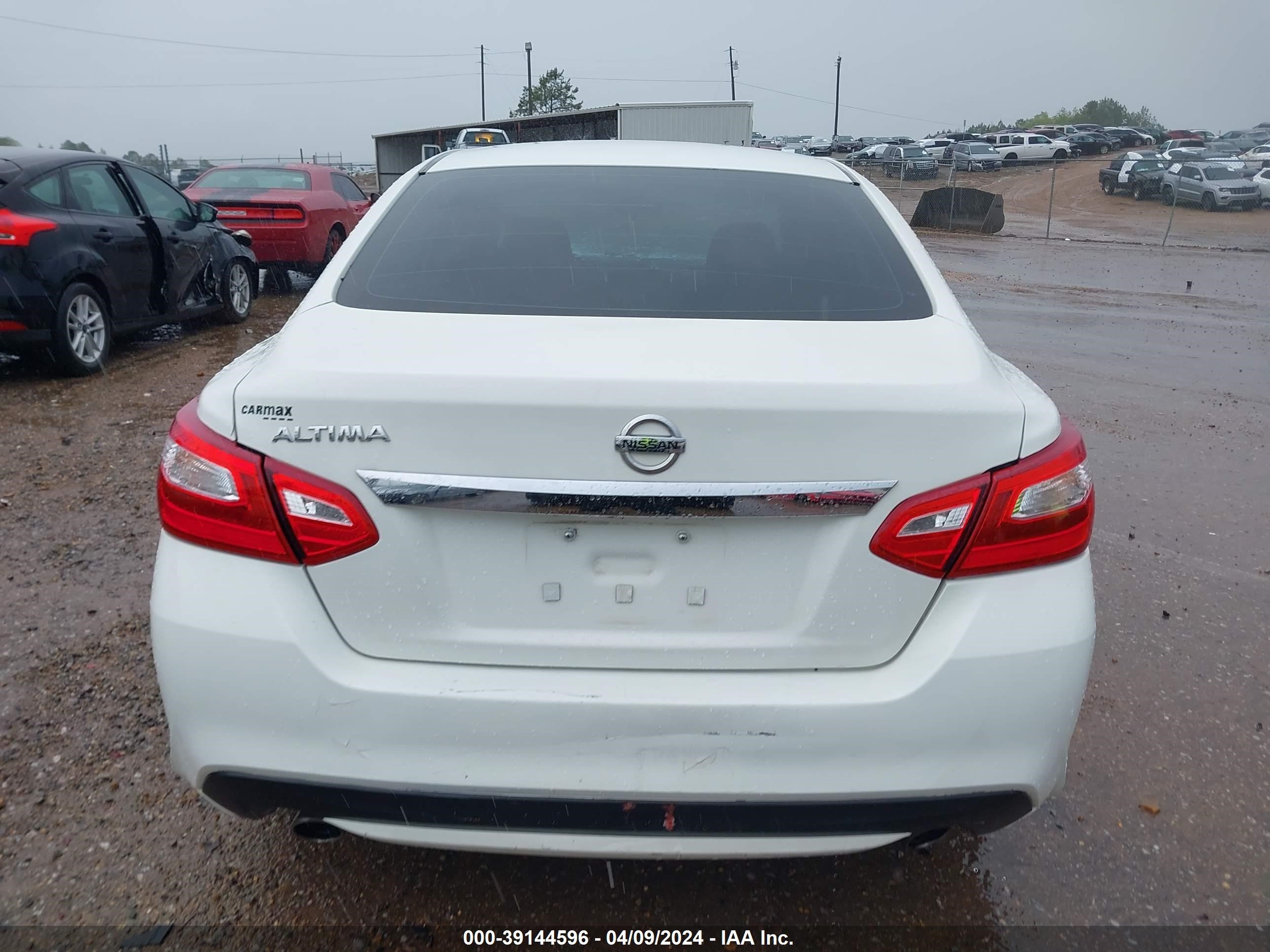 Photo 15 VIN: 1N4AL3AP3HN316960 - NISSAN ALTIMA 