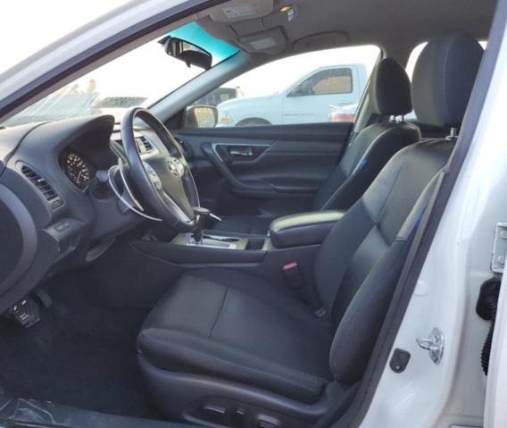 Photo 6 VIN: 1N4AL3AP3HN319437 - NISSAN ALTIMA 