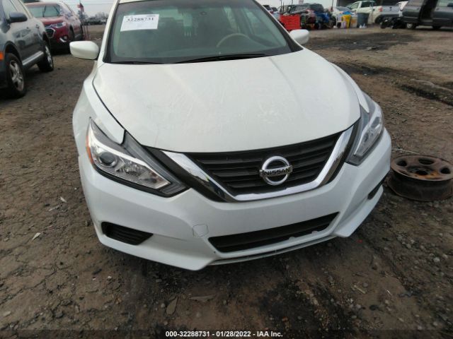 Photo 5 VIN: 1N4AL3AP3HN332897 - NISSAN ALTIMA 