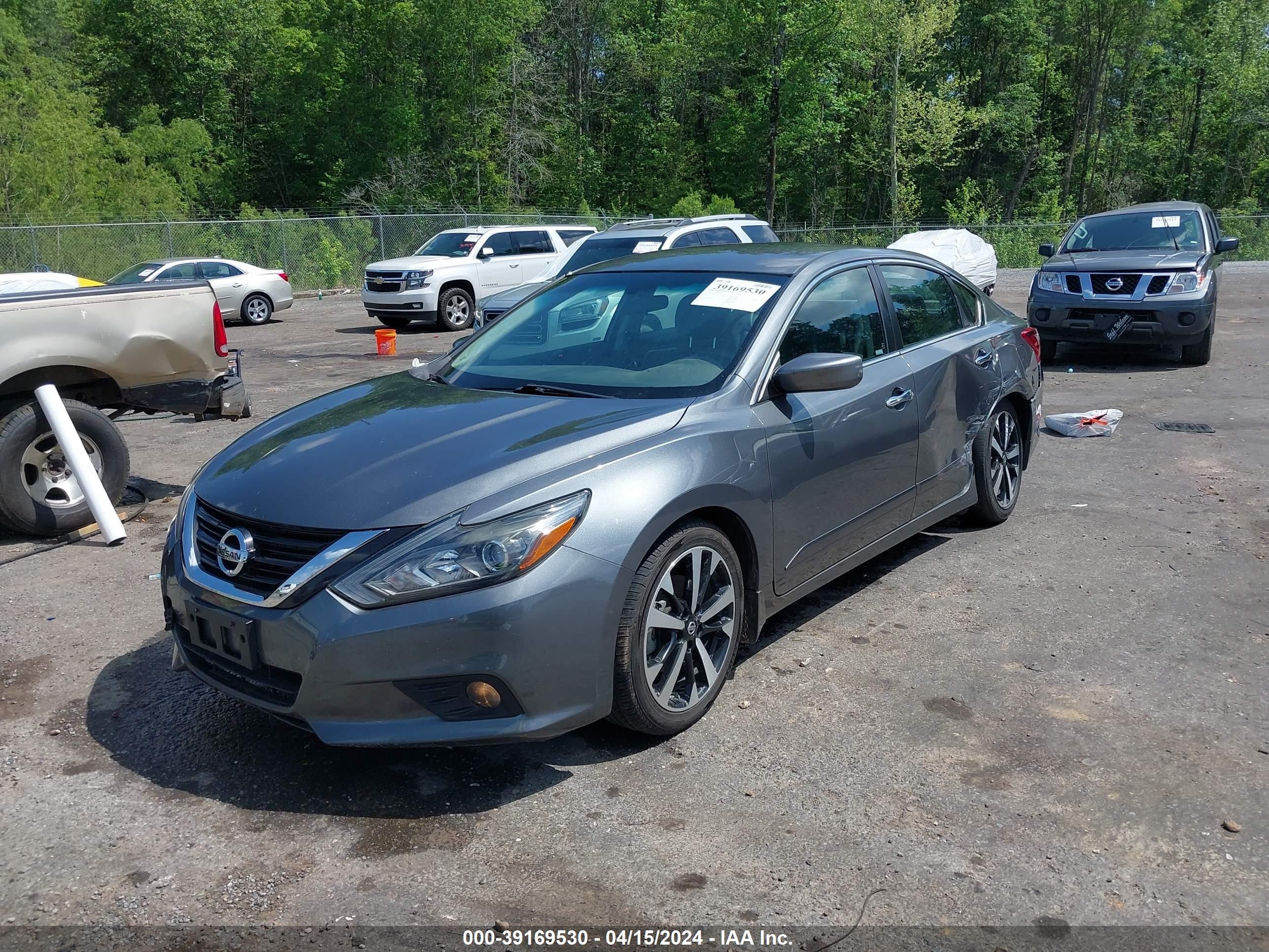 Photo 1 VIN: 1N4AL3AP3JC105596 - NISSAN ALTIMA 