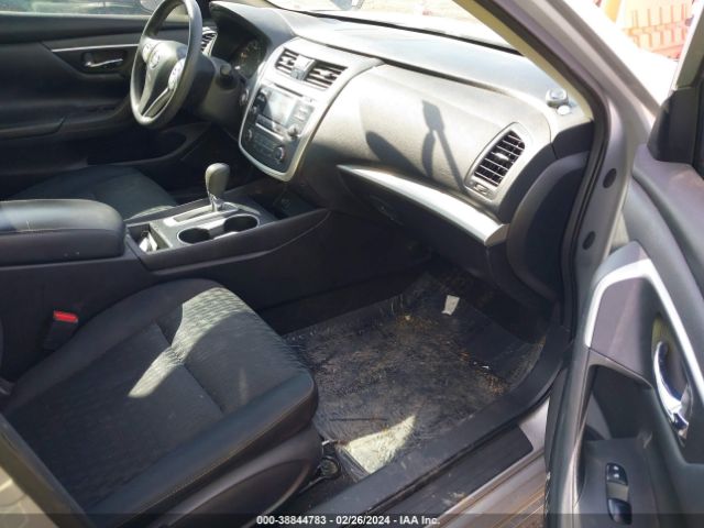 Photo 4 VIN: 1N4AL3AP3JC106117 - NISSAN ALTIMA 