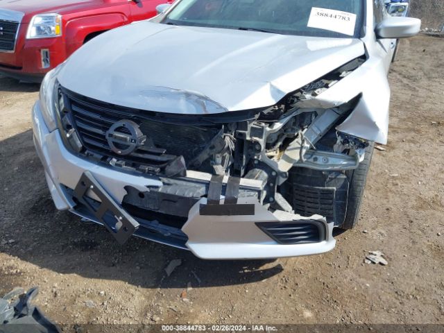 Photo 5 VIN: 1N4AL3AP3JC106117 - NISSAN ALTIMA 