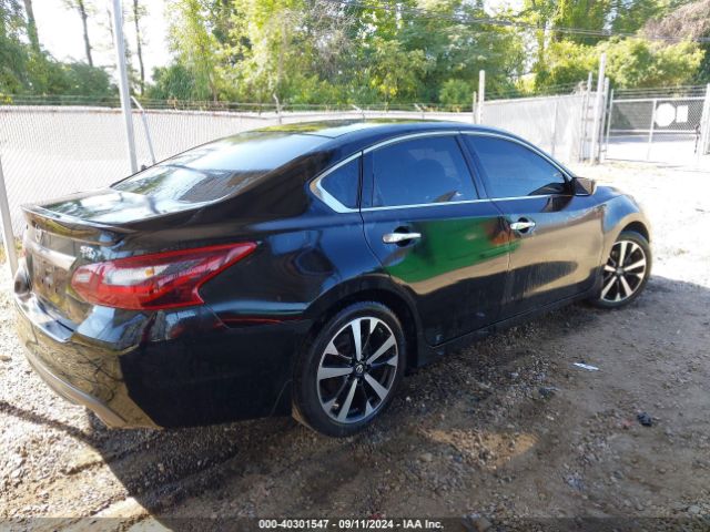 Photo 3 VIN: 1N4AL3AP3JC123578 - NISSAN ALTIMA 