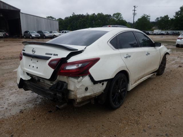 Photo 3 VIN: 1N4AL3AP3JC161330 - NISSAN ALTIMA 