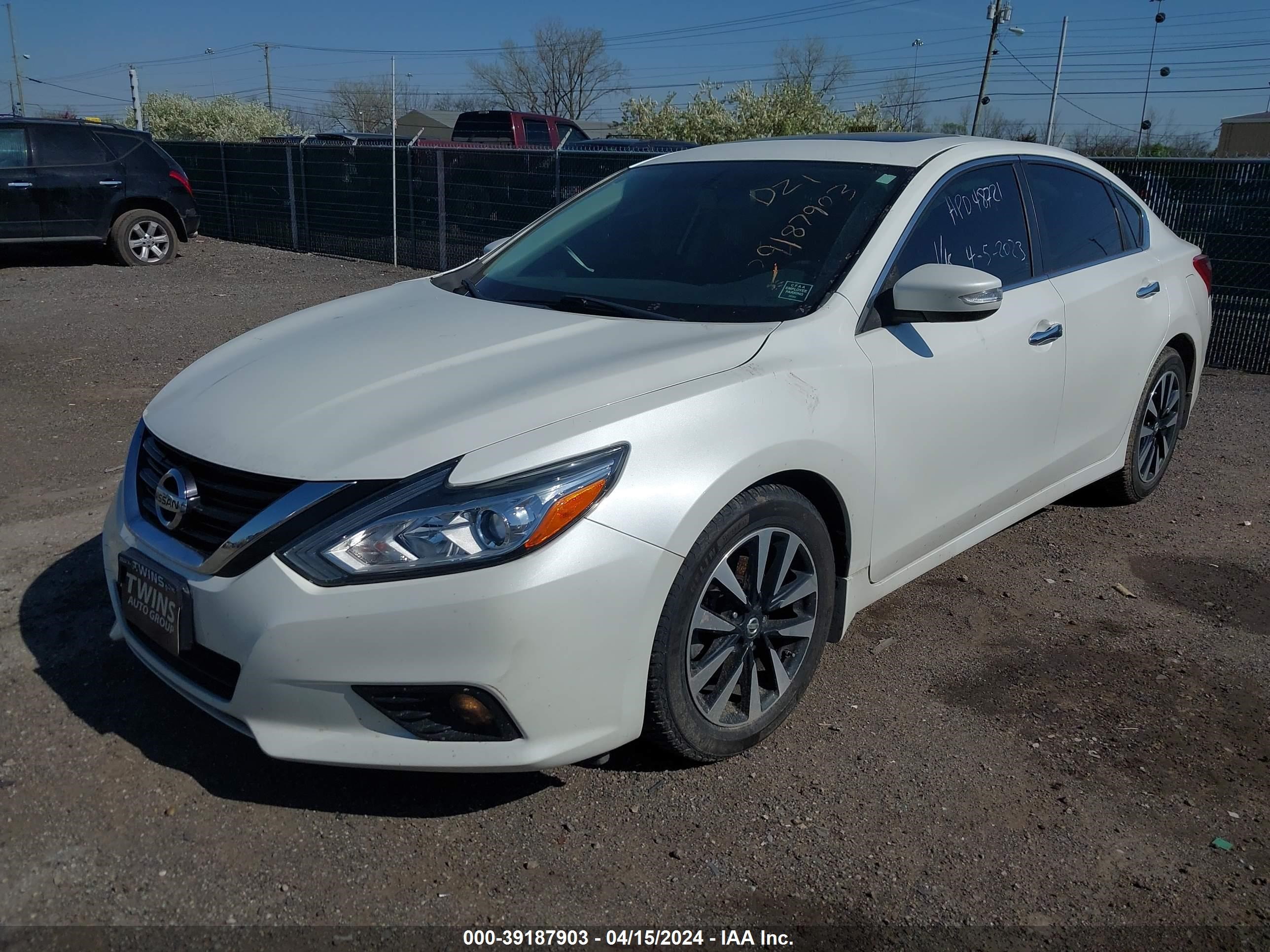 Photo 1 VIN: 1N4AL3AP3JC161408 - NISSAN ALTIMA 