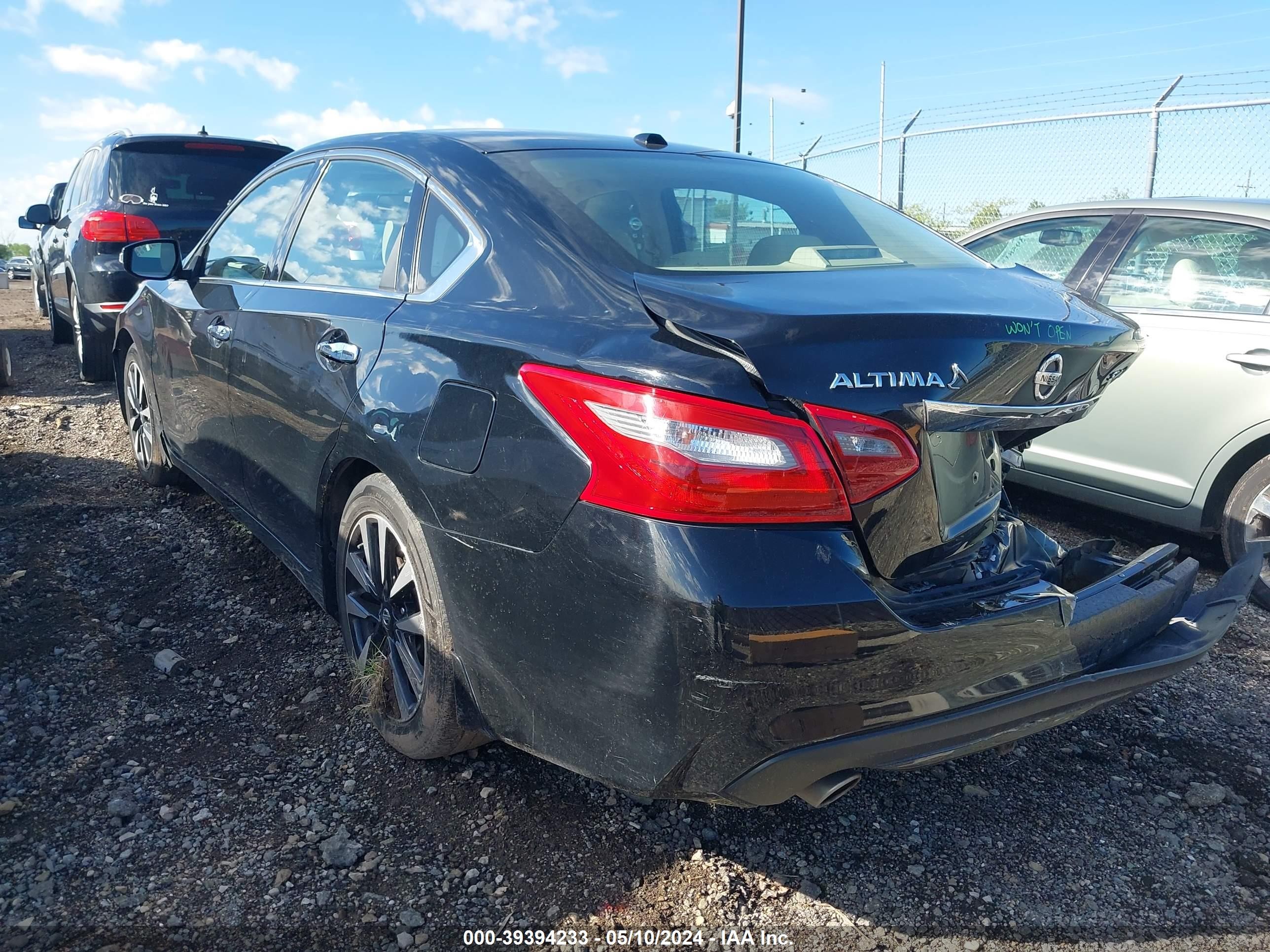 Photo 2 VIN: 1N4AL3AP3JC178421 - NISSAN ALTIMA 