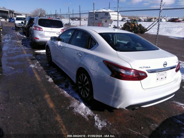 Photo 2 VIN: 1N4AL3AP3JC181111 - NISSAN ALTIMA 